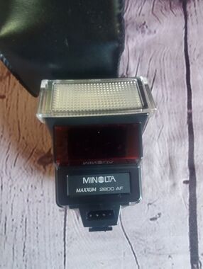 Minolta Maxxum 2800 AF Flash Light Unit Shoe-mount Electronic Flash Unit W/ Case